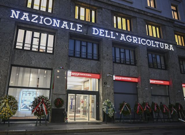 Milano ricorda vittime strage Piazza Fontana Banca Nazionale dell'Agricoltura