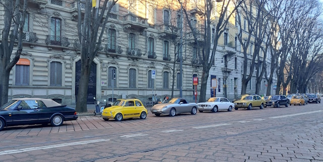 Parata Auto Storiche a Milano