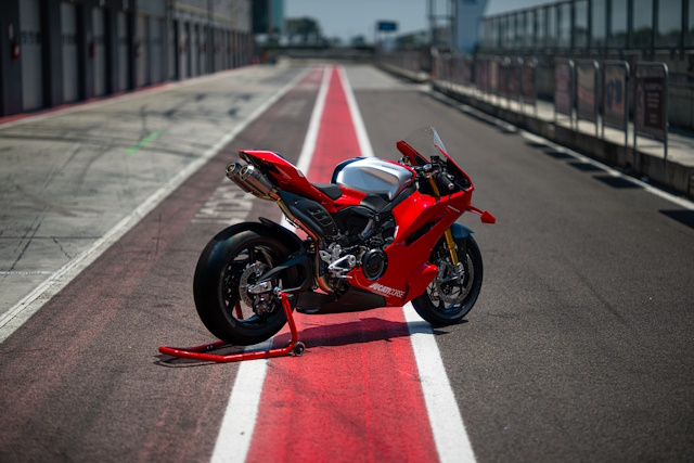 Nuova Panigale V4 R Ducati