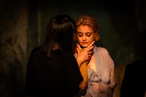 Elena Arvigo Teatro Out Off