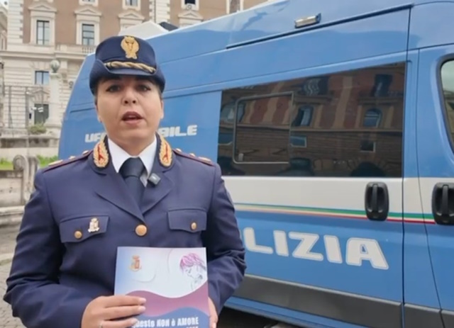 Polizia di Stato questo NON è AMORE