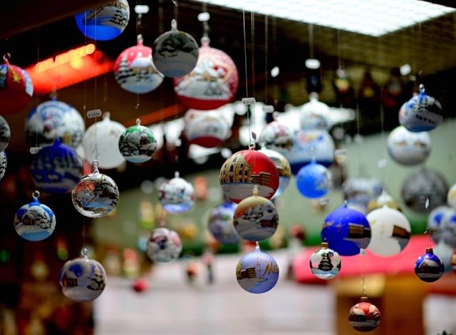 Mercatino in Duomo a Milano 2025