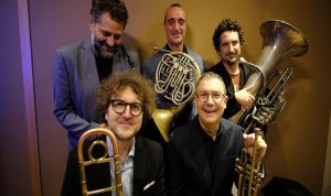 Suoni Mobili Il Koro Almost Brass